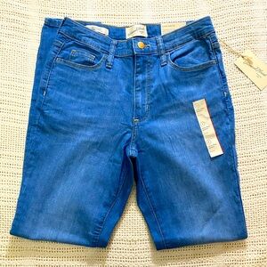 Women's High-Rise Skinny Jeans -
Universal Thread Blue Jay Size 4